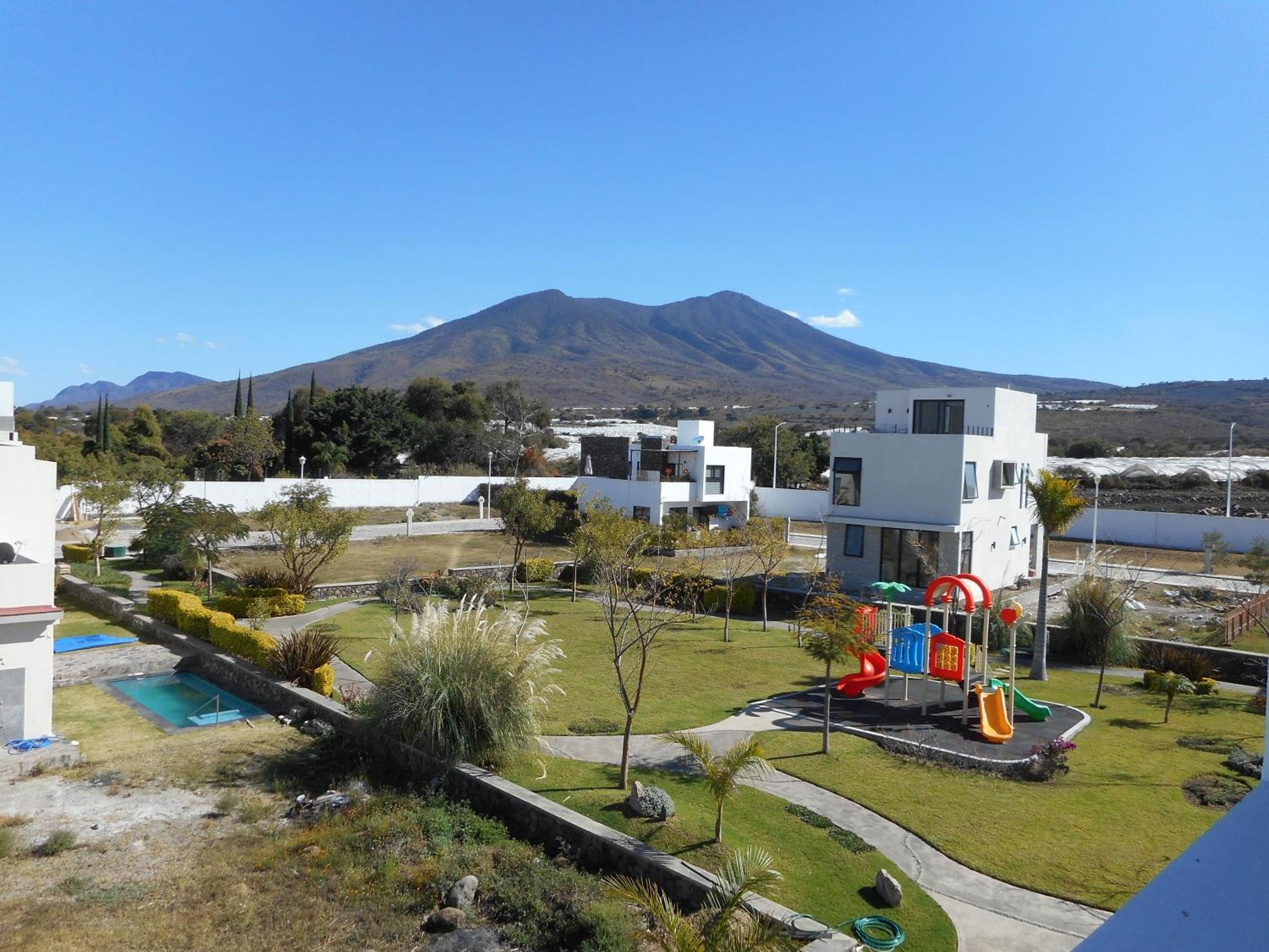 Hermosa Casa En Orilla Del Lago -Zona De Villedos- San Cristobal Zapotitlan Ngoại thất bức ảnh